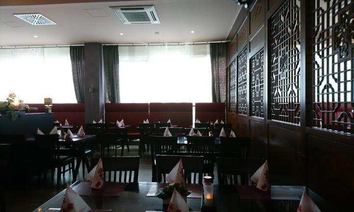 Yangtse Restaurant